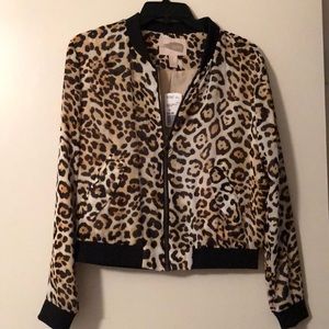 Zip up leopard print bomber jacket with pockets